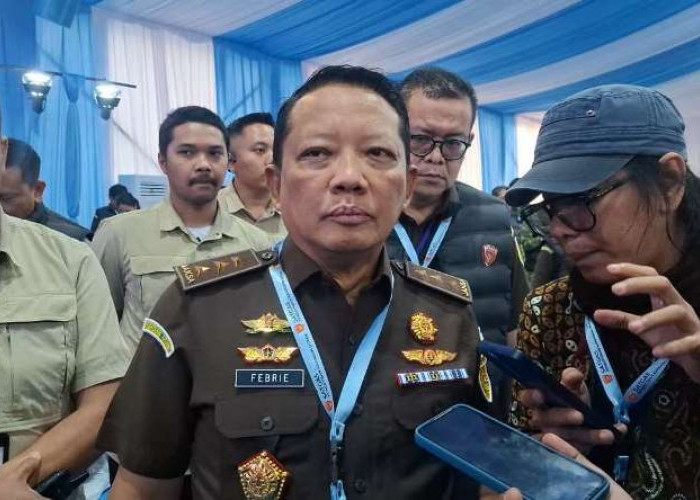  Eks Jampidsus Febrie Adriansyah Sudah Jalani Pemeriksaan di Kejagung