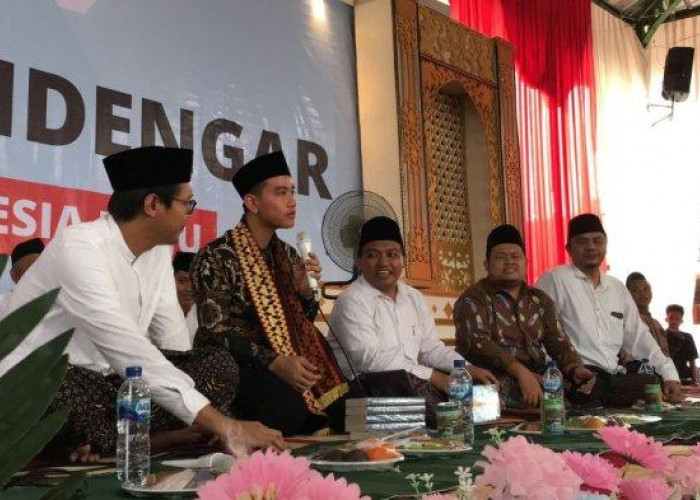 Cawapres Gibran Rakabuming Dapat Restu Kiai Sepuh dan Para Santri Pondok Pesantren Wali Songo di Lampung 