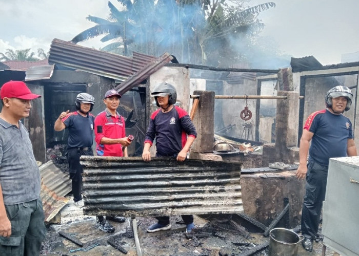  Rumah Warga Kelurahan Ibul Hangus Dilahap Sijago Merah