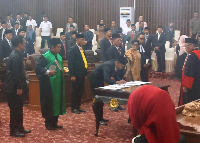 Unsur Pimpinan DPRD Provinsi Bengkulu Resmi Dikukuhkan