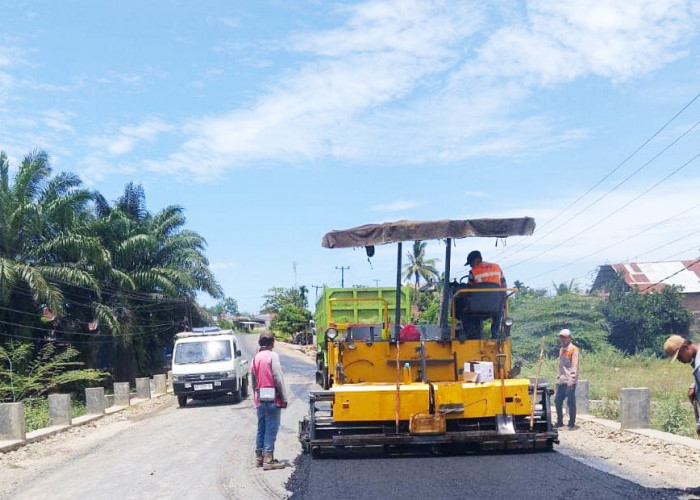 Pemkot Bengkulu Bahagikan Warga Lewat Jalan Mulus 