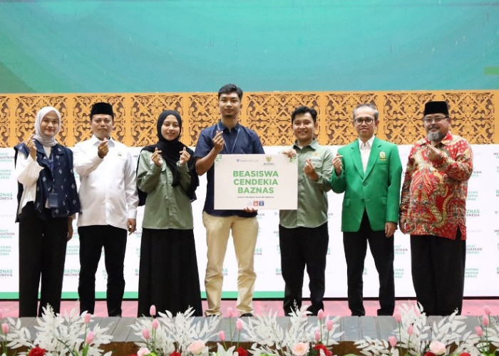  Badan Amil Zakat Nasional Beri  Kesempatan Kuliah Untuk   Masyarakat