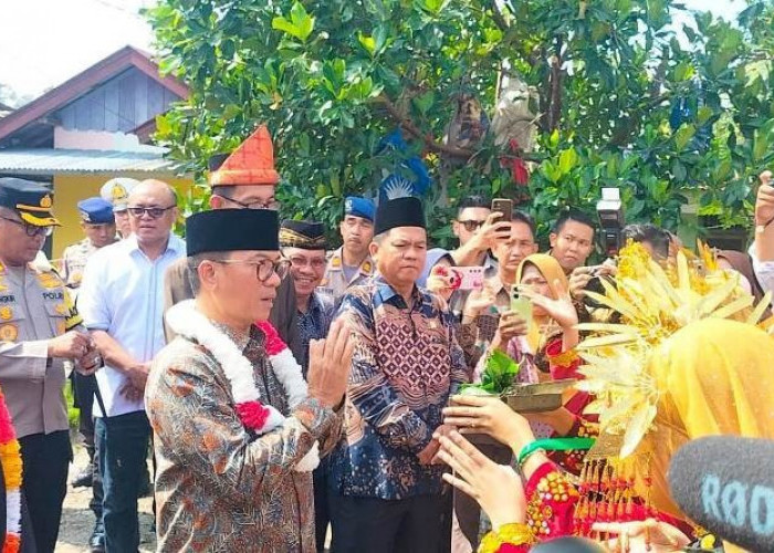 Mendes PDTT Lakukan Hal Ini di Tanah Kelahirannya Bengkulu Selatan  Demi Kesejahteraan Masyarakat