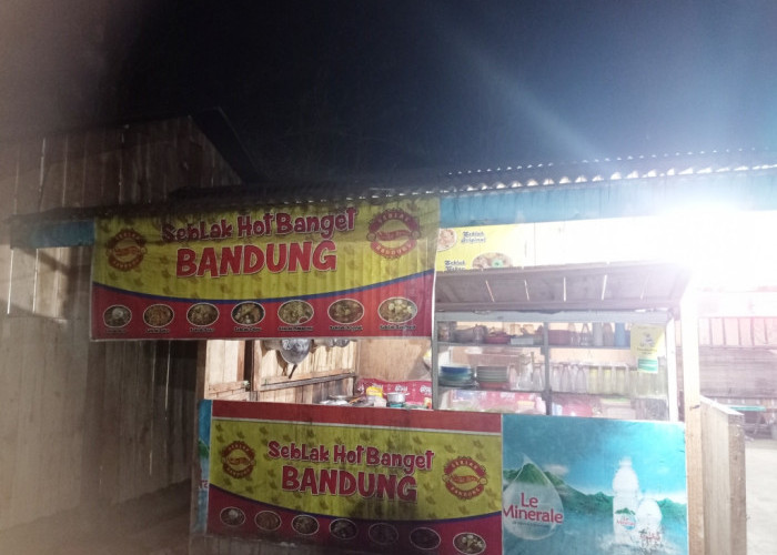Kuliner Seblak Hot Banget Bandung, Kuy Cobain Dijamin Kamu Pasti Nambah!