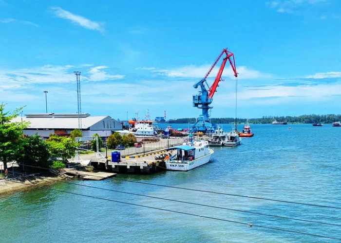 Gubernur Bengkulu Optimis Target Pengerukan Alur Pelabuhan Pulau Baai Hingga 10 Meter LWS Tercapai