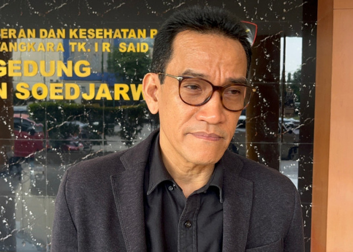 Roy Suryo dan Dokter Tifa Tunggu Lampu Hijau Dokter