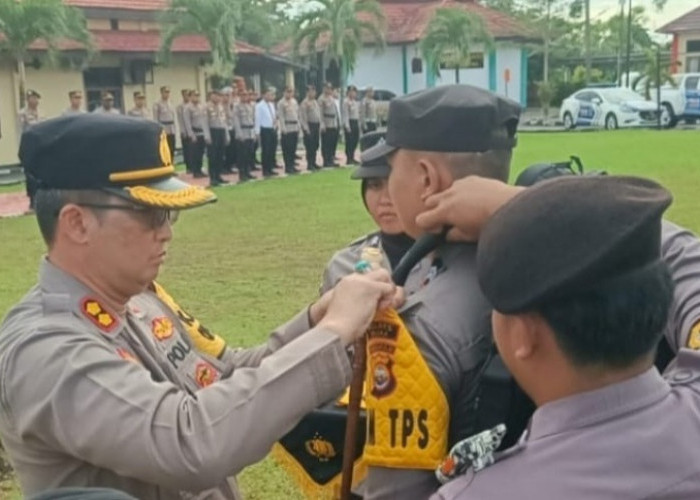 Sebanyak 300 Personel Polisi Disebarkan  Untuk Amankan 374 TPS di Kabupaten Seluma