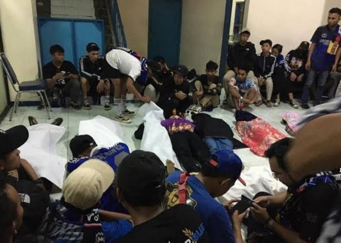 127 Orang Meninggal dalam Kerusuhan di Stadion Kanjuruhan Malang