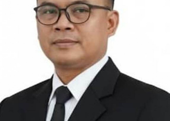  Menenun Kain Kafan