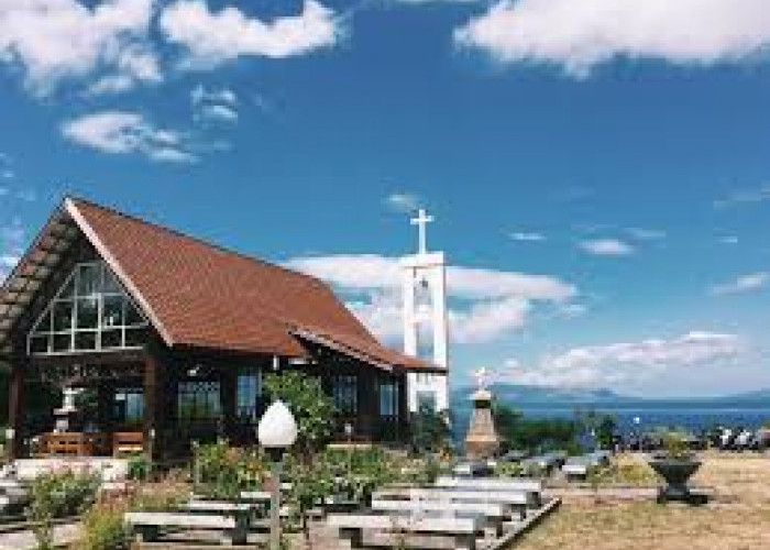 Pesona Taman Doa Bukit Fatima: Tempat Wisata di Flores Timur Menawarkan Pemandangan Alam Indah 