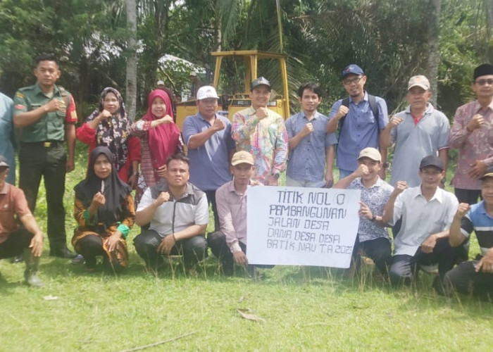Desa Batik Nau Buka Badan Jalan, Lakukan Titik Nol