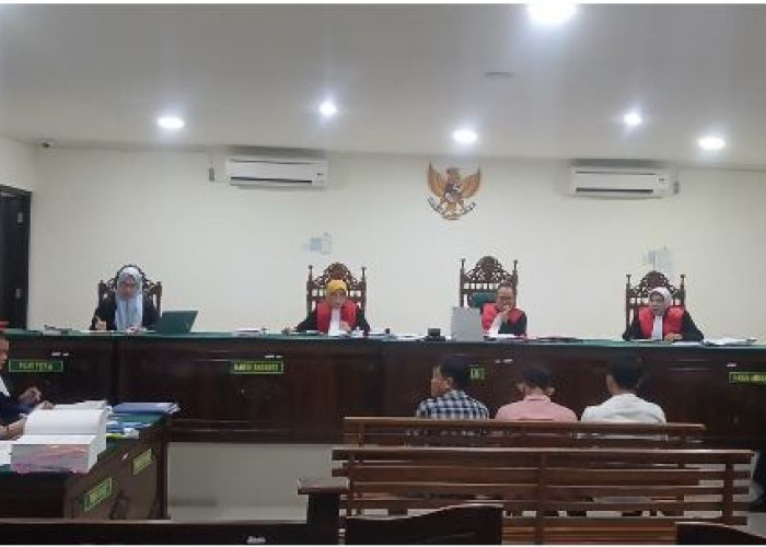 Sidang Korupsi THL PDAM Bengkulu, Pengacara Bantah Soal Aliran Dana ke Helmi Hasan