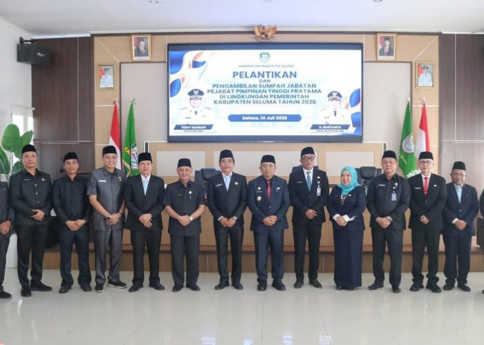 Wakil Bupati Seluma Lantik dan Ambil Sumpah Jabatan Pejabat Pimpinan Tinggi Pratama 