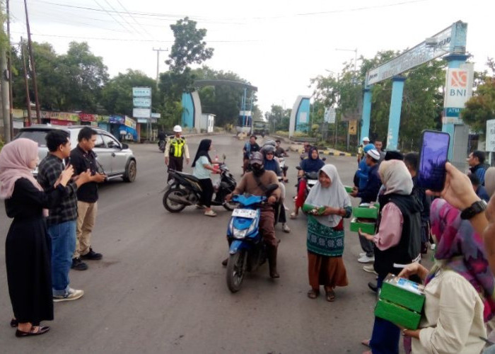 Pelindo Regional 2 Bengkulu Berbagi Takjil Ramadan dan Buka Puasa Bersama Jurnalis