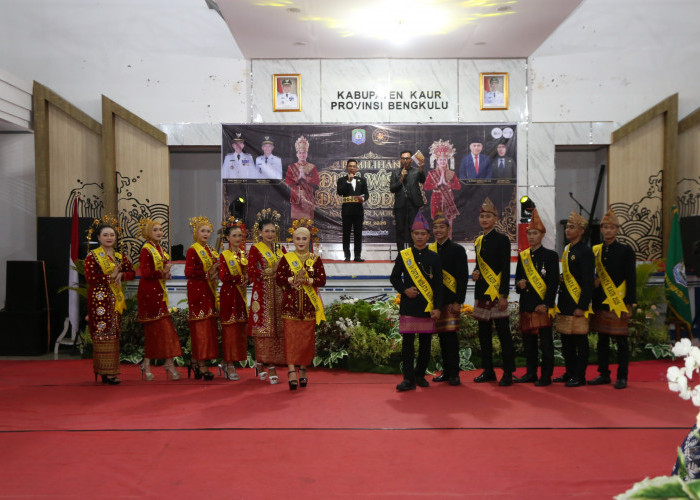 Pebi dan Alid Raih Gelar Duta Wisata Kaur 2026