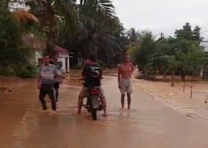 Masih Was-Was, Puluhan Rumah Warga Tebat Sibun Terendam Banjir