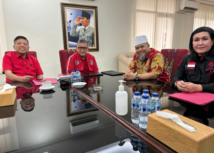 Menjelang Pilgub Bengkulu, Helmi Hasan dan Elva Hartati Kompak Temui Sekjen PDIP Hasto 
