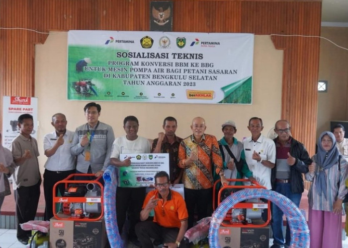  Lebih Menguntungkan, Dinas Pertanian Bengkulu Selatan Bagikan 101 Paket Bantuan Pompa Air  untuk Petani