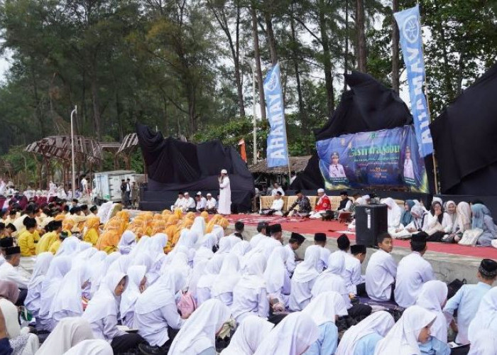 Ribuan Pelajar Kota Bengkulu Pilih Khataman Al-Quran di Pantai Panjang