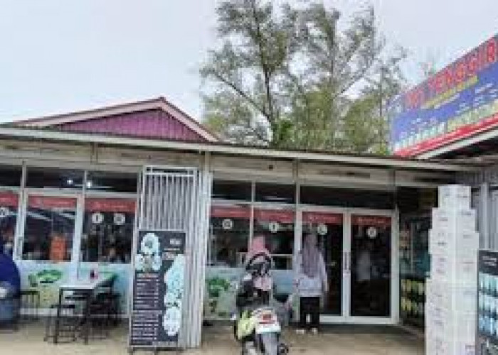 Mampir Yuk ke Warung Evi Tenggiri yang Menyajikan Kuliner Khas Bengkulu 