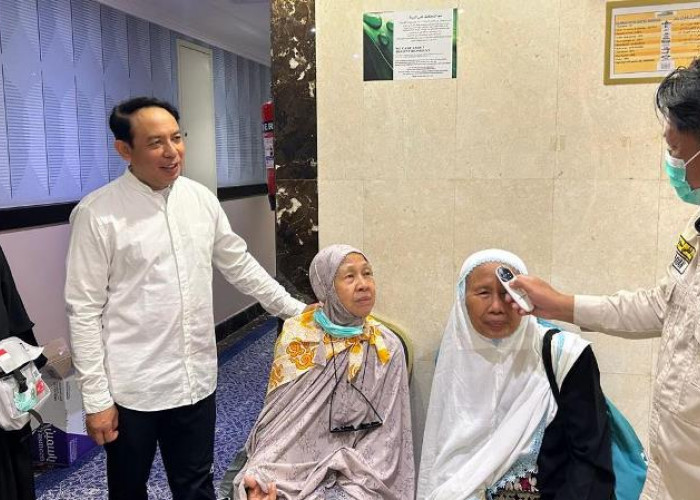 Langsung dari Makkah, Walikota Dedy Wahyudi Pastikan Jamaah Haji Bengkulu Tetap Fit