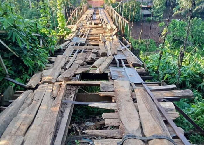Nyaris Makan Korban Jiwa, Jembatan Ulak Tanding Ini Sungguh Memprihatinkan