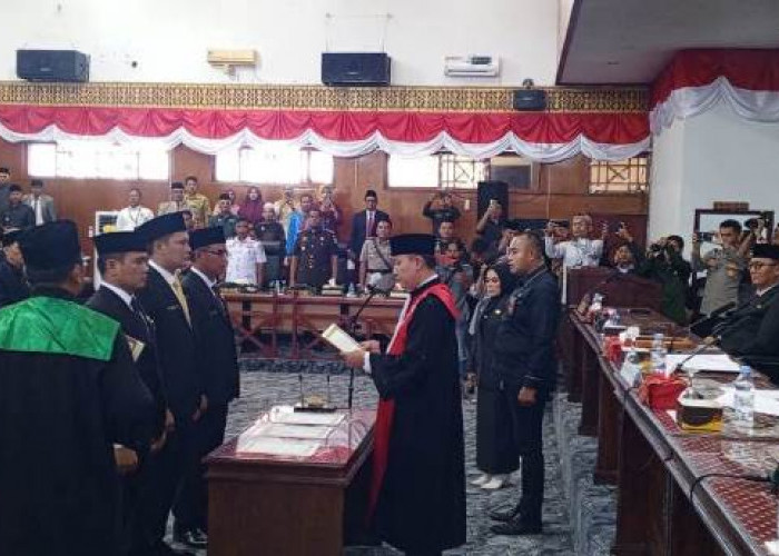 Sukses, Rapat Paripurna Pelantikan Unsur Pimpinan DPRD Kabupaten Kaur Masa Jabatan 2024-2029