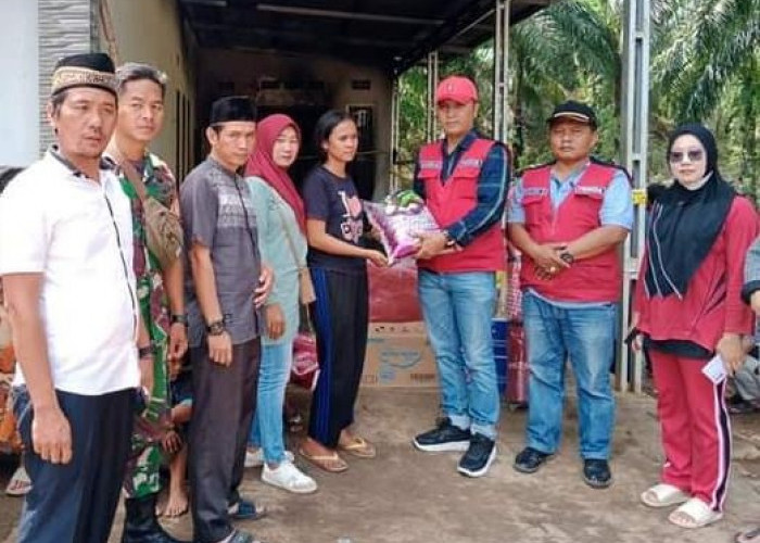 Dinsos Bengkulu Utara Salurkan Bantuan untuk Korban Kebakaran