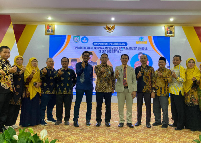 Simposium Pendidikan Era Society 5.0 Menuju Generasi Emas Bersama ILUNI UNP, Direktorat SMK dan Dikbud