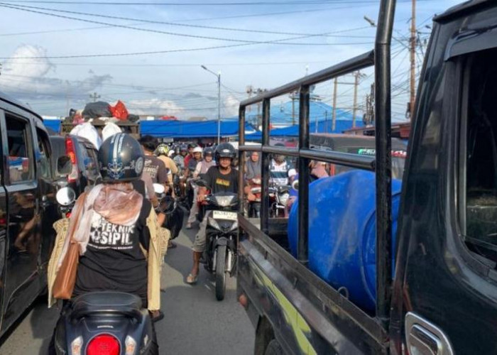 Meskipun Sudah Ditertibkan, Pasar Panorama Kembali Semrawut