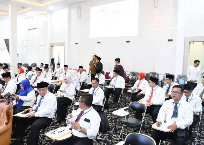 Calon Pejabat Eselon II Kota Bengkulu Ikut Ujian Penulisan Makalah 