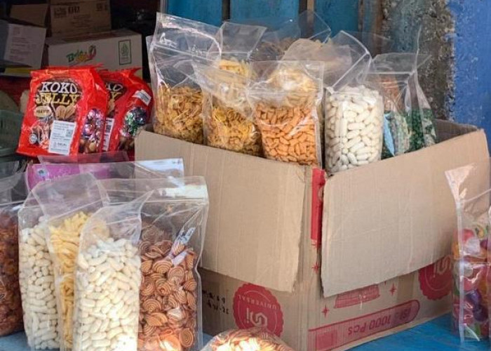 Hindari Antrean H-2 Lebaran, Ibu-Ibu  Curi Start Belanja Kue Lebaran