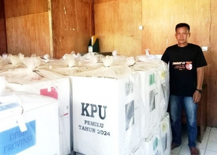 Masih Ada Kendala,  Arus Balik Logistik Kotak Suara  di Kecamatan Maje Terus Berlangsung