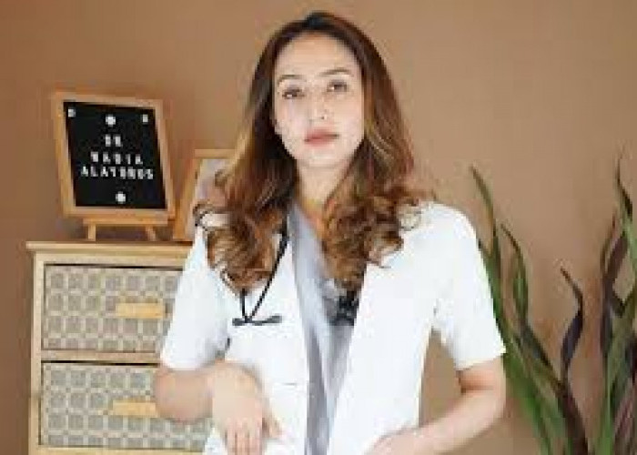 Dehidrasi Bikin Lemas, Ini Tips Tetap Semangat Kerja di Bulan Puasa dari dokter Nadia Alaydrus 