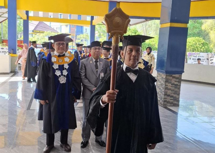 Wisuda ke-113 Unib, Awal Pengabdian Baru bagi Generasi Muda Bengkulu
