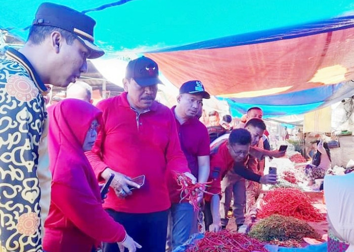 Bupati Mian Interview Pedagang  Pasar Purwodadi, Apa  yang Terjadi!