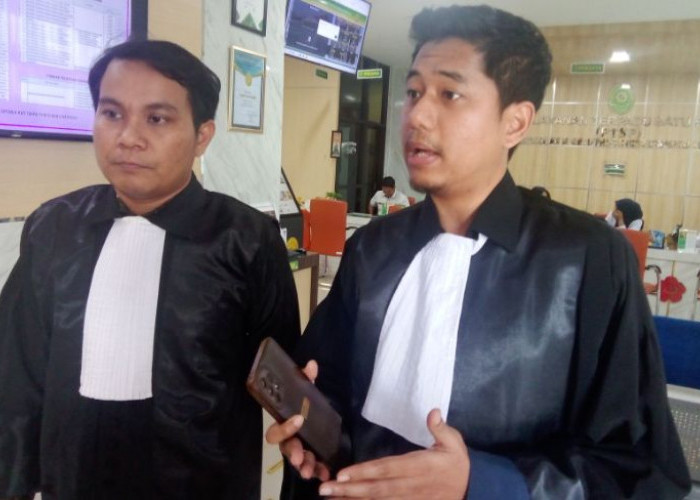 Kuasa Hukum Nilai Dakwaan JPU terhadap Iman Sumantri Semakin Kabur