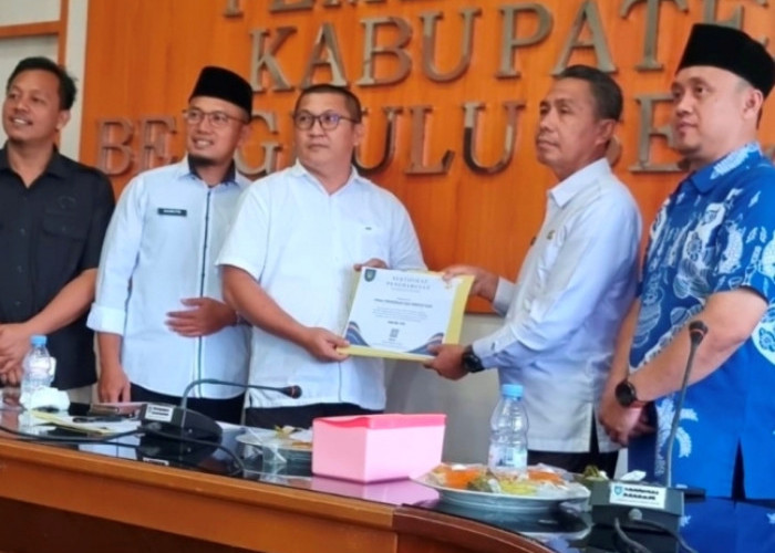 Dinas Dikbud Bengkulu Selatan  Mendapat Penghargaan Opini Penilaian dari Ombudsman RI