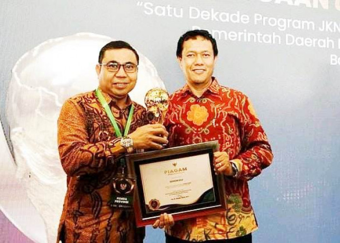 Pemerintah Bengkulu Raih Penghargaan UHC Award 2024, Bukti Komitmen untuk Jaminan Kesehatan Masyarakat 