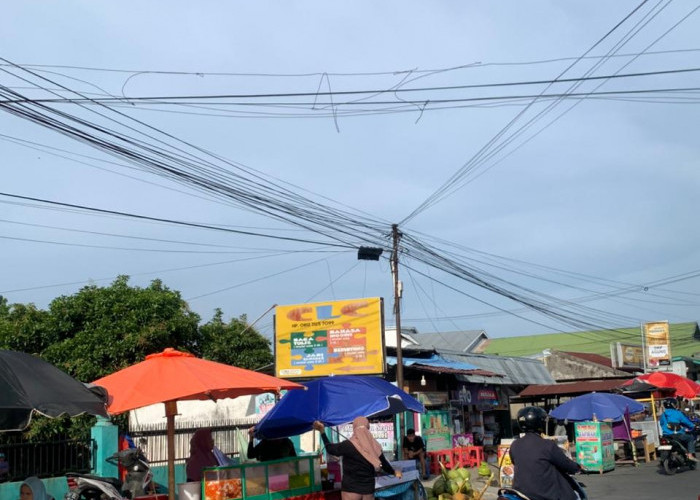 Serunya  Berburu Takjil di Simpang 4 Dehasen Kota Bengkulu