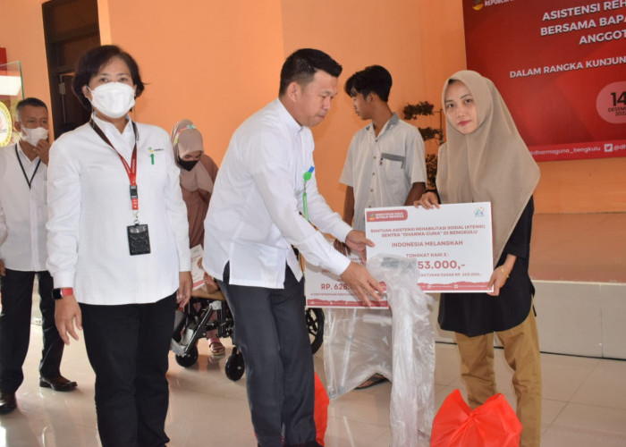Kemensos Gelontorkan Bantuan   Senilai Rp 1,7 M di Bengkulu
