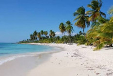 Pantai Anyer: Gerbang Wisata Bahari yang Selalu Dirindukan