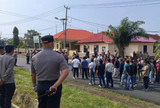 Polres Kaur Gelar Simulasi Pengamanan Demo, Personel Disiapkan Hadapi Berbagai Situasi