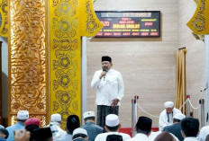 Tarawih Perdana, Wakil Gubernur Mian Ajak OPD Kompak Bantu Rakyat