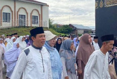 Beri Dukungan untuk Jamaah Calon Haji Kota Bengkulu, Walikota dan Istri Hadiri Manasik