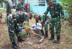 Kasrem 041/Gamas dan Forkopimda Kota Tanam Pohon pada Pembukaan TMMD ke-130 Kodim 0407/Kota Bengkulu