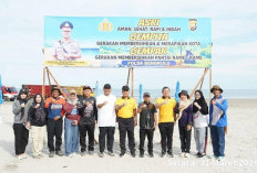 Kapolda Bengkulu Pimpin Kolaborasi  Aksi Bersih-Bersih Pantai Jakat