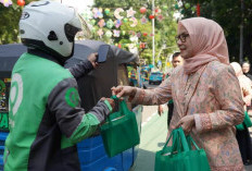 Aksi Berbagi Ramadan, Dharma Wanita Persatuan Kementerian Agama Salurkan  4.200 Paket Takjil