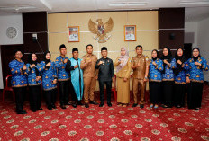 Wabup Kaur Lantik Delapan Pejabat Fungsional untuk Perkuat SDM Kesehatan