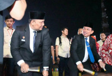 Walikota dan Wawali   Turun Tangan Tabuh Dhol Bersama 500 Orang Seniman Bengkulu